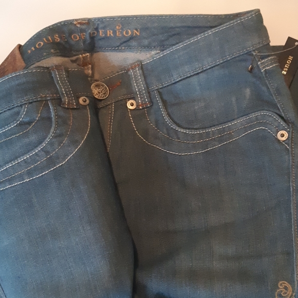 Jeans - Picture 2 of 2